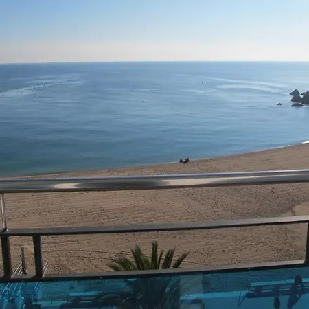 La Playa Lloret de Mar